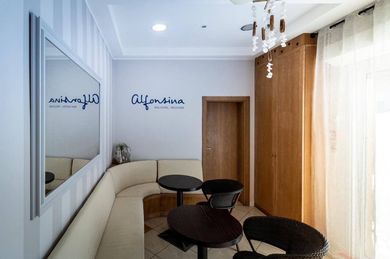 Hotel Alfonsina Riccione Luaran gambar